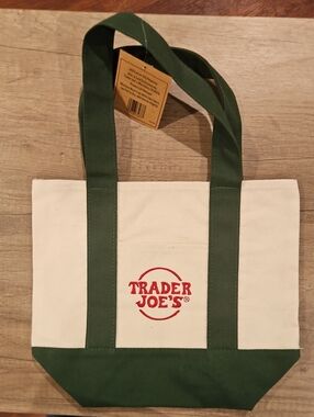Trader Joe's Mini Canvas Tote Bag - cream & Dark Green Brand nee with tag